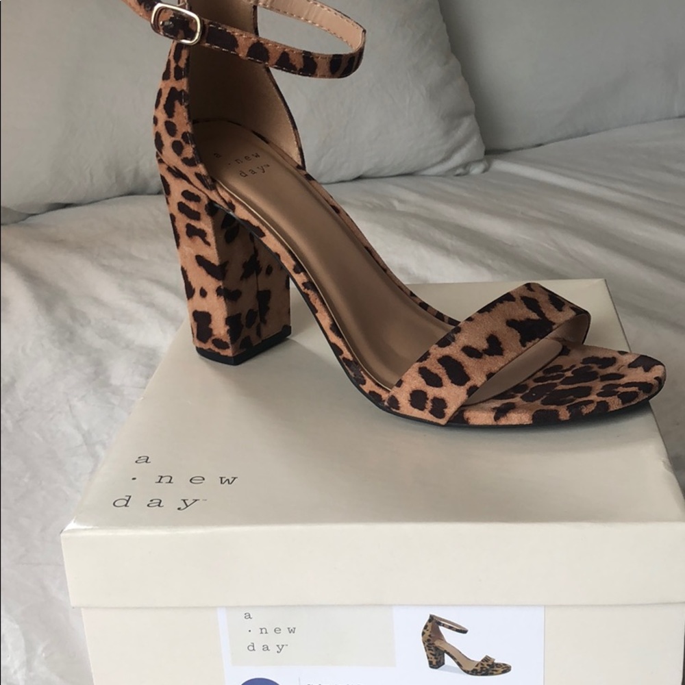 Leopard Heel